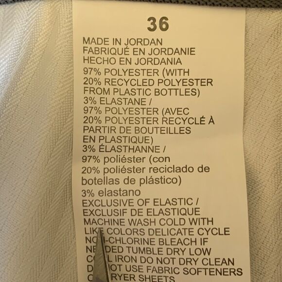 Nicklaus Bermuda Golf Shorts Beige NWOT Light Weight Sun Protection Size 36 - Picture 10 of 10